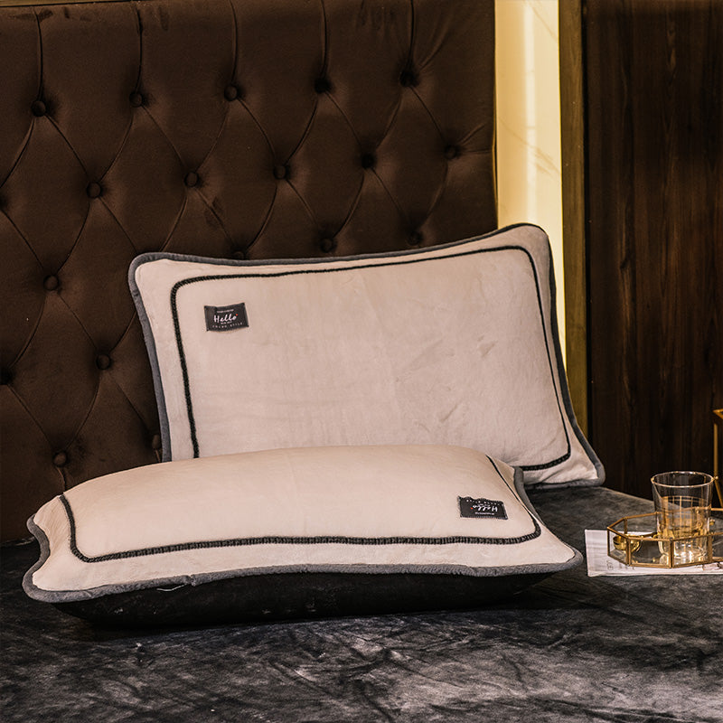 Pillows/Pillowcases (Shams)