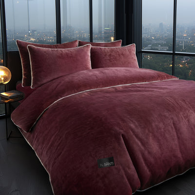 Premium winter velvet bedding set for cozy sleep