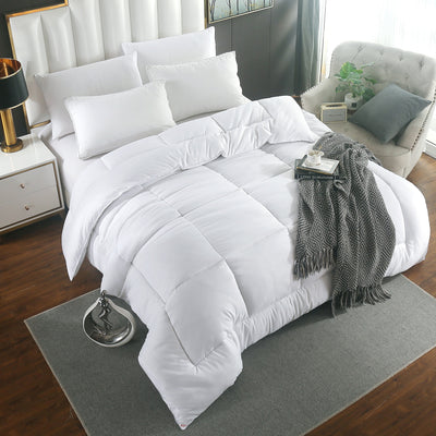Luxury fluffy hotel-style comforter with oversized loft
